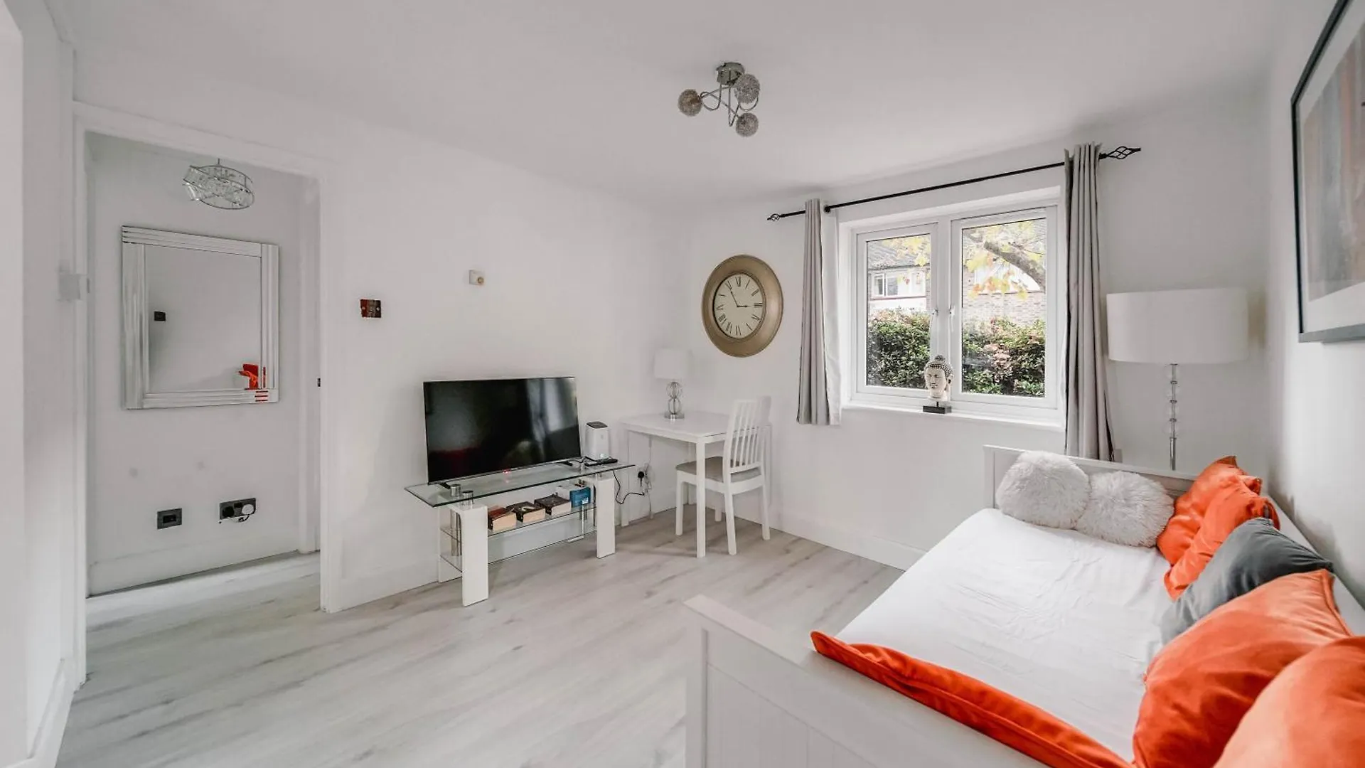 Apartamento Lara'S Place In Canada Water - 1 Double Bed, 1 Sofa Bed Londres Reino Unido