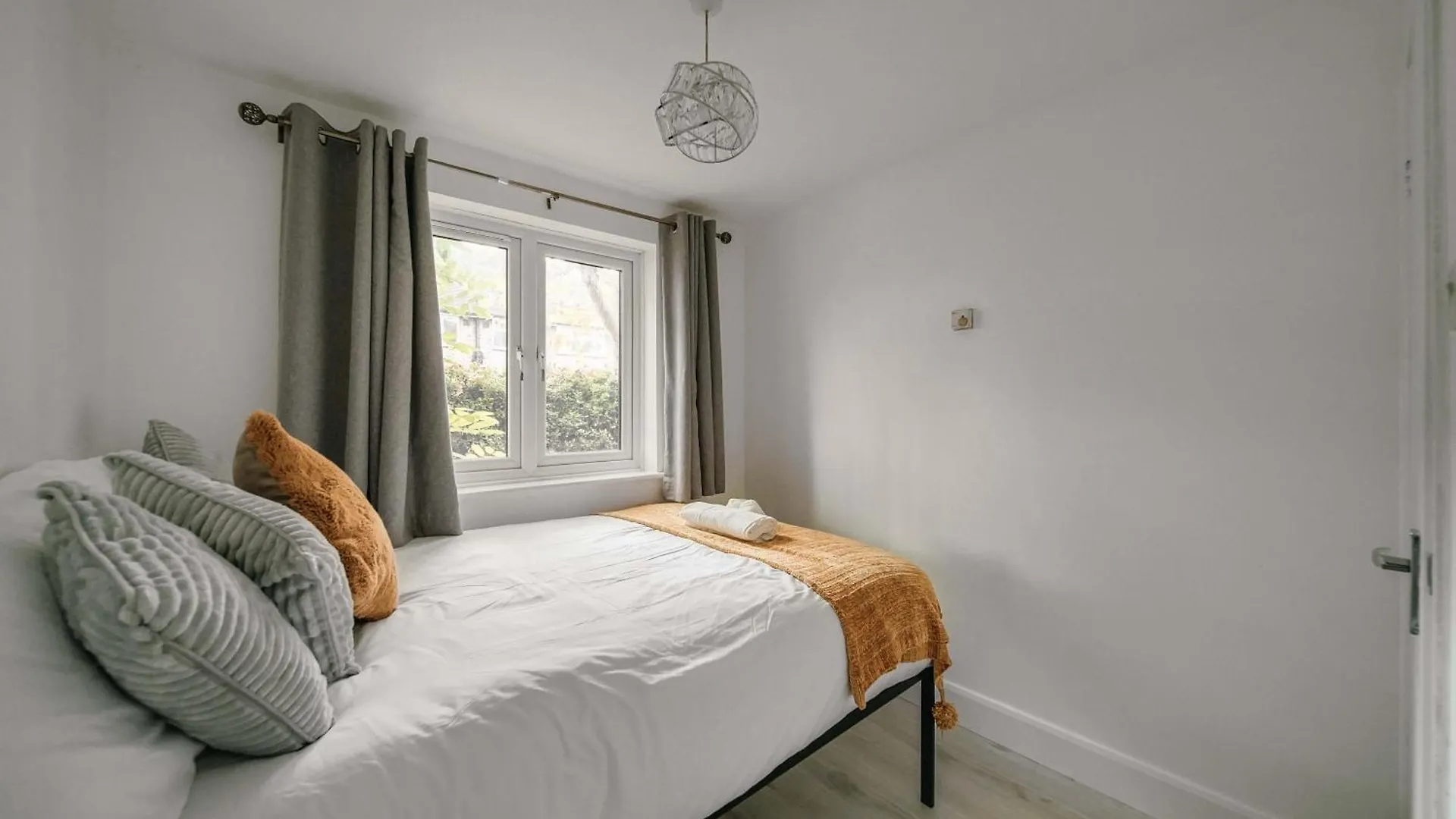 Lara'S Place In Canada Water - 1 Double Bed, 1 Sofa Bed Londres 0*,  Reino Unido
